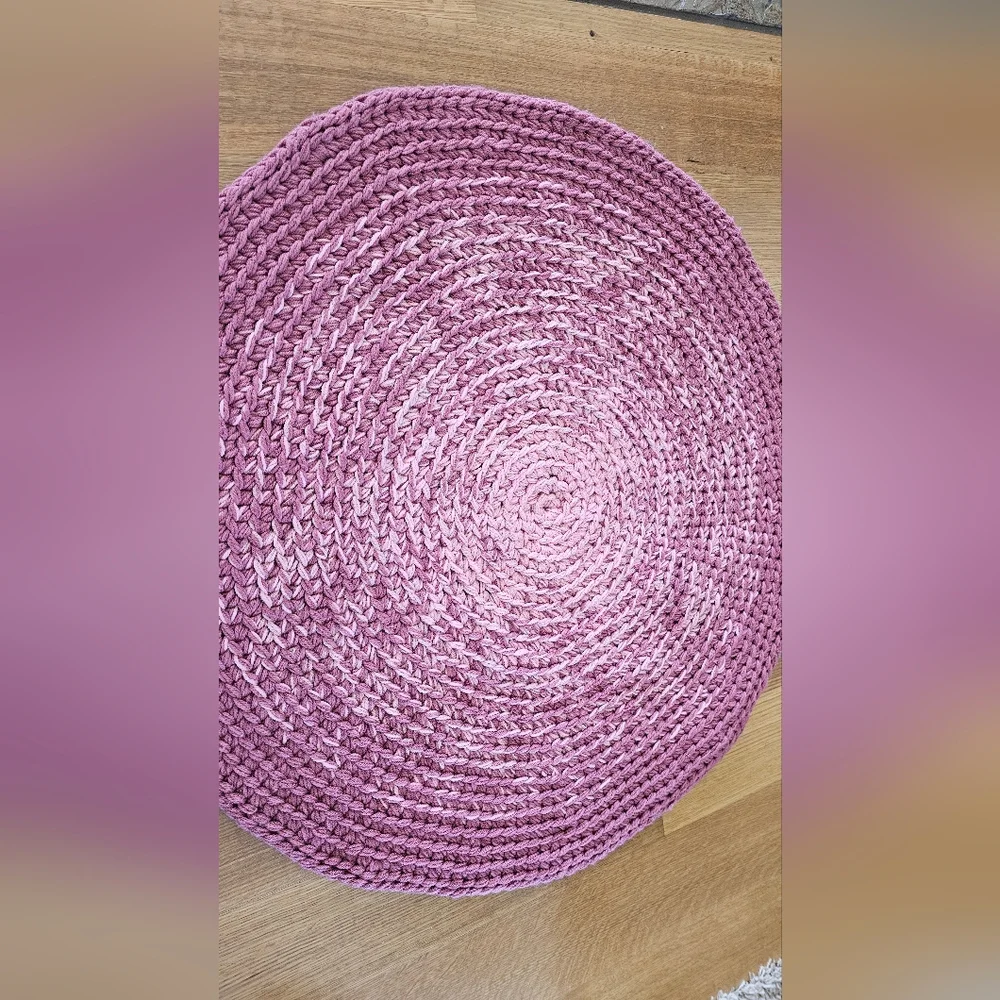 Burgandy Woven Round Placemat